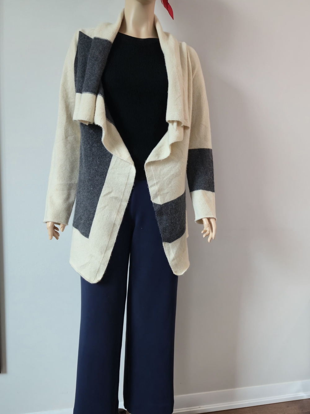 CASHEMERE Cream and Charcoal Colorblock Open-Front Women's Cardigan Oversized S